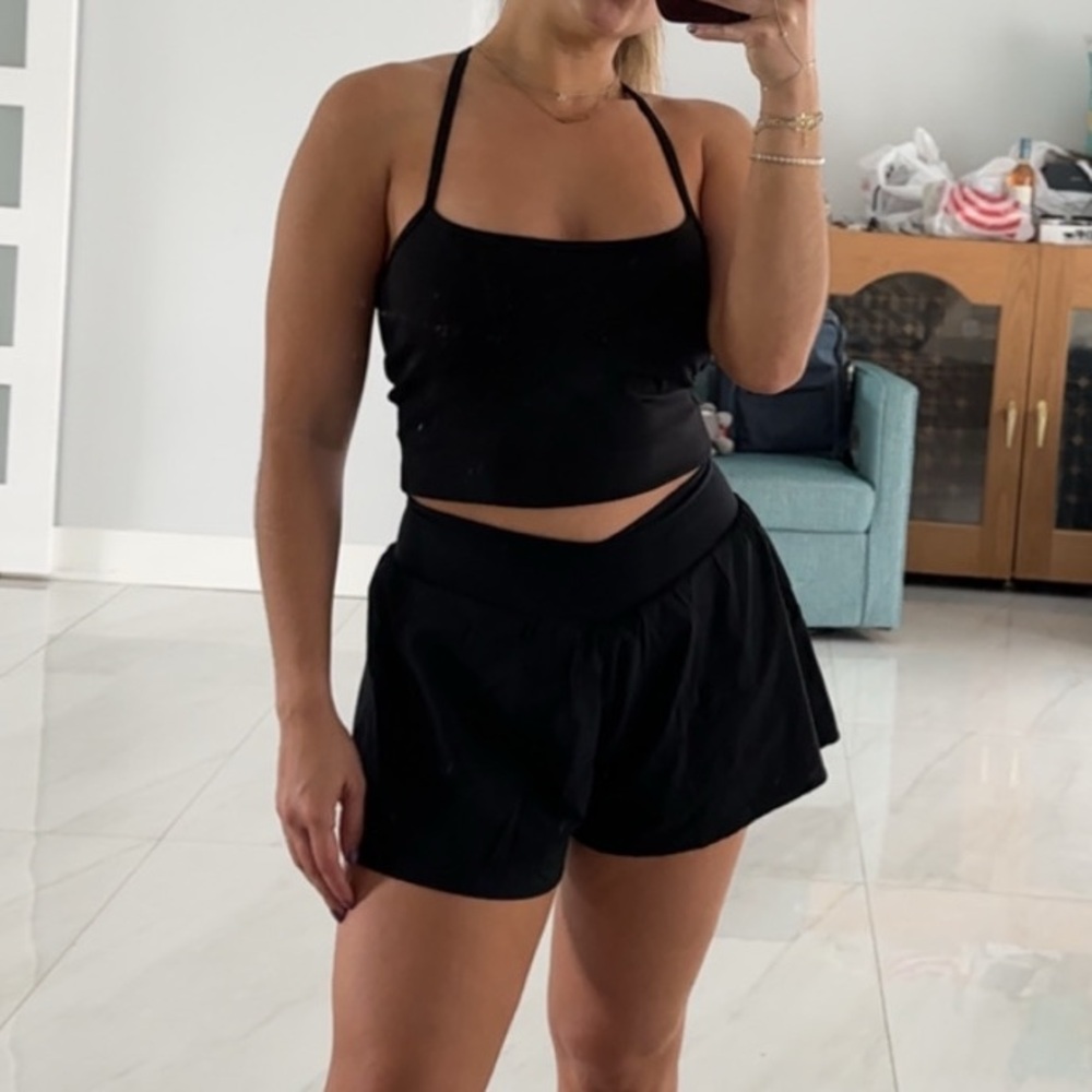 Women's Black Built in Sports Bra Cropped Tank